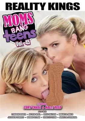 Мамочки Трахают Молодых 45 / Moms Bang Teens 45 (2021)